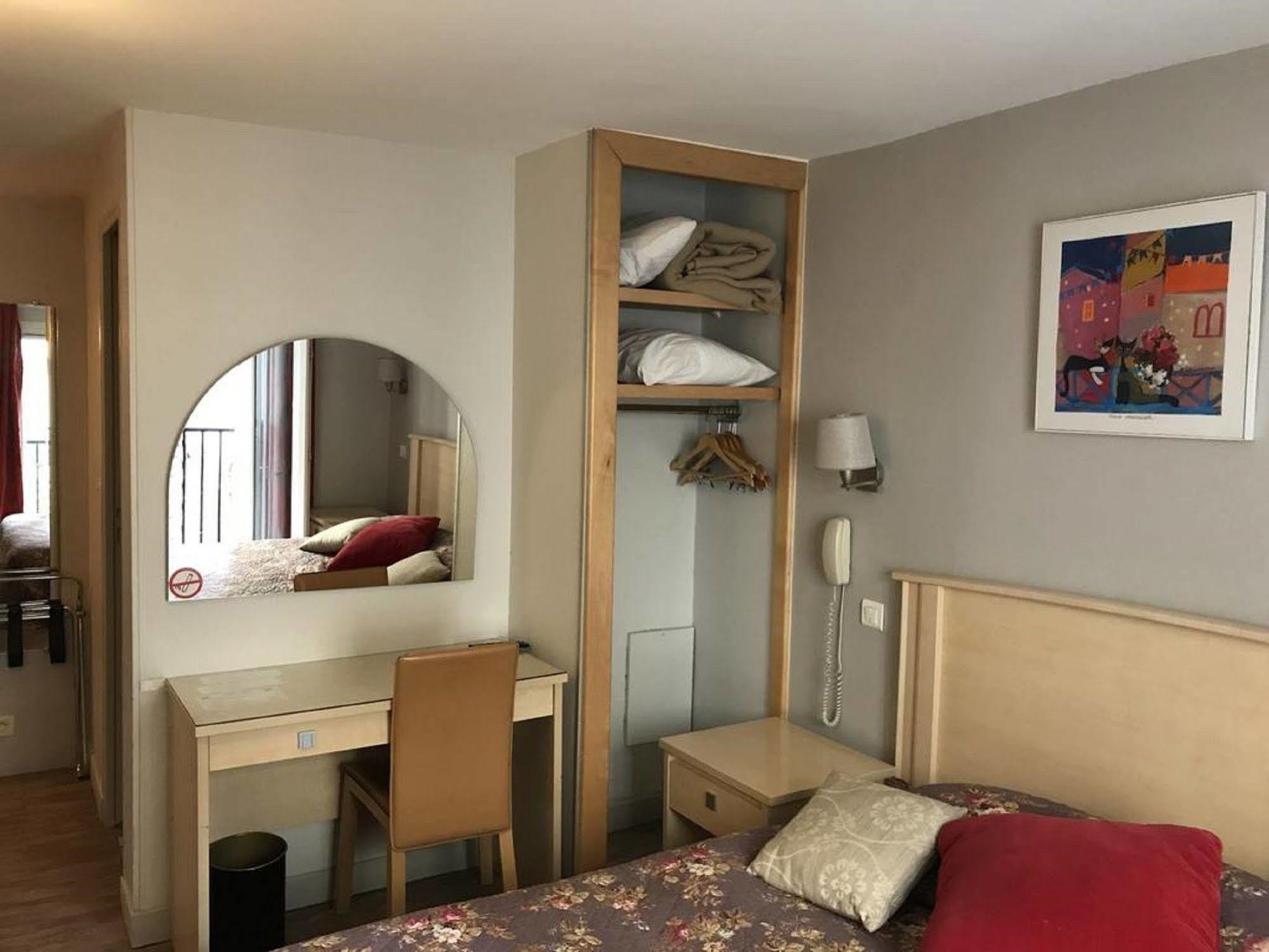 Enghien Leilighet Paris Eksteriør bilde